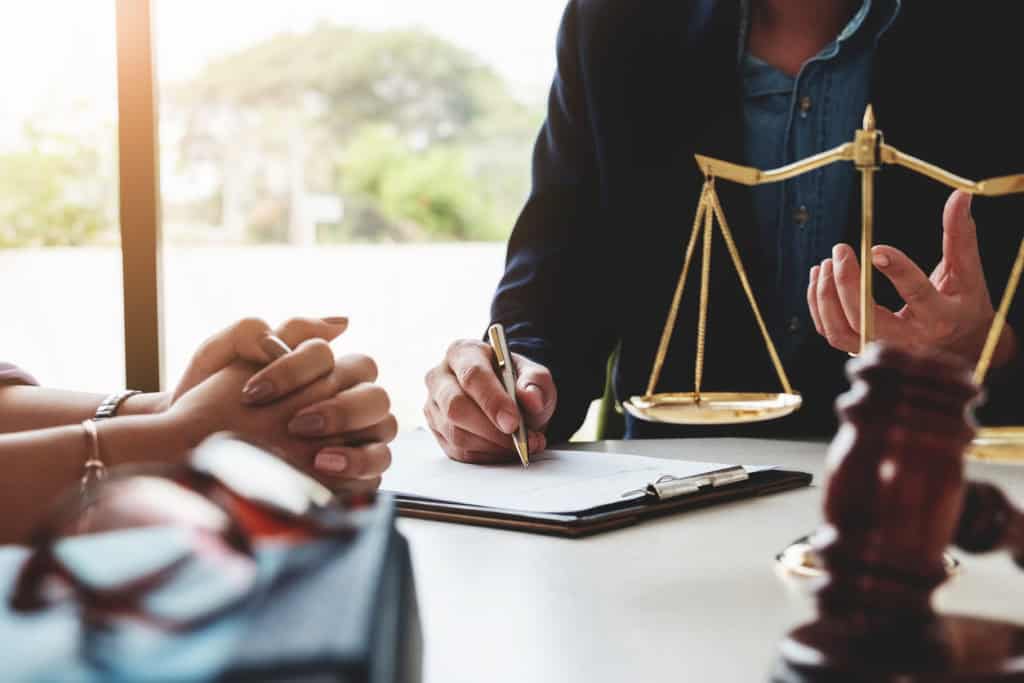 Court Applications vs. Mediation: A Less Stressful Path with EH Mediation Hoddesdon